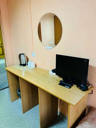 Гостиница Визит Нижний Новгород Двухместный номер с 2 отдельными кроватями, вид на сад-10